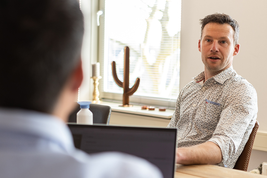 6 HR-taken die je medewerkers zelf kunnen uitvoeren